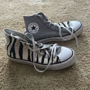 Custom platform converse. Size 7.5 in men’s (9.5 in women’s) unisex shoe